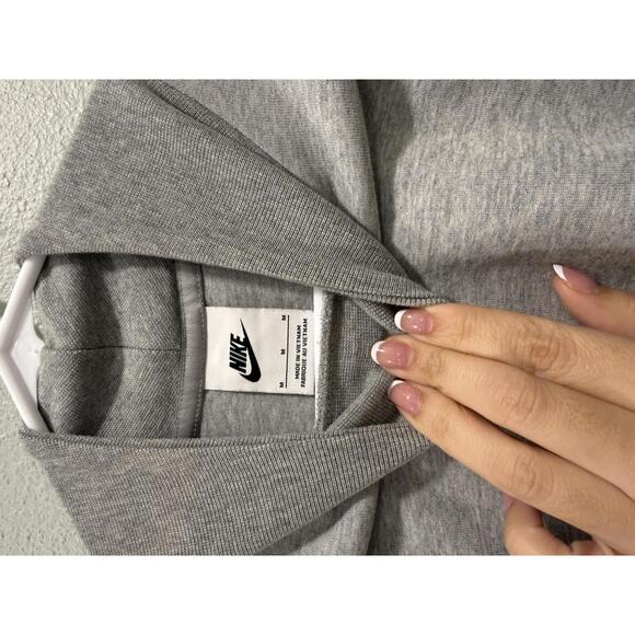 Nike Tech Fleece Turtleneck Pullover, Medium - Picture 4 of 8